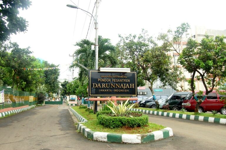 Peta Jalan Masa Depan Pesantren : Mewujudkan Amanat yang Tertunda